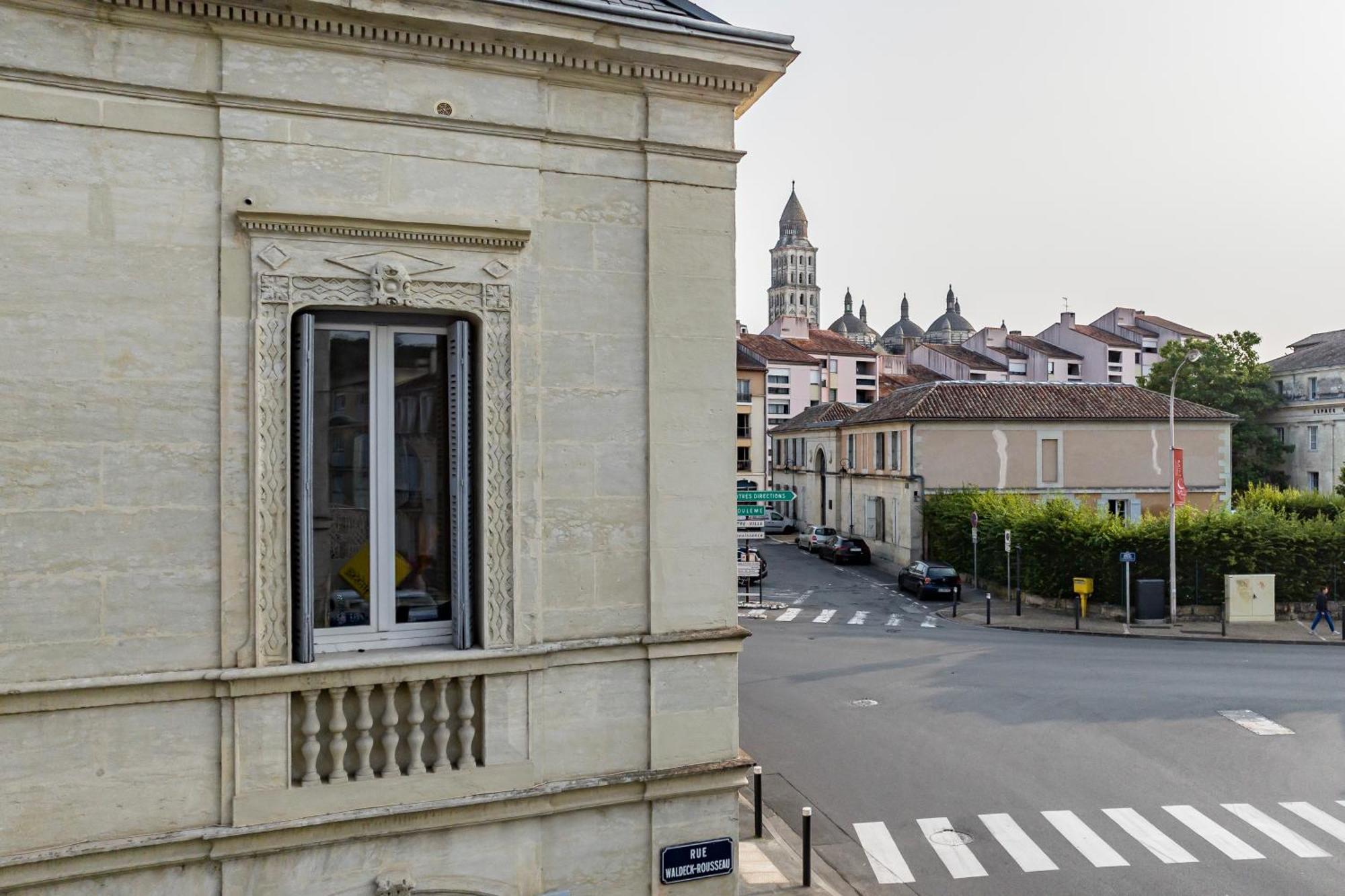 Appartement De Prestige Emeraude 60M2 Périgueux Extérieur photo
